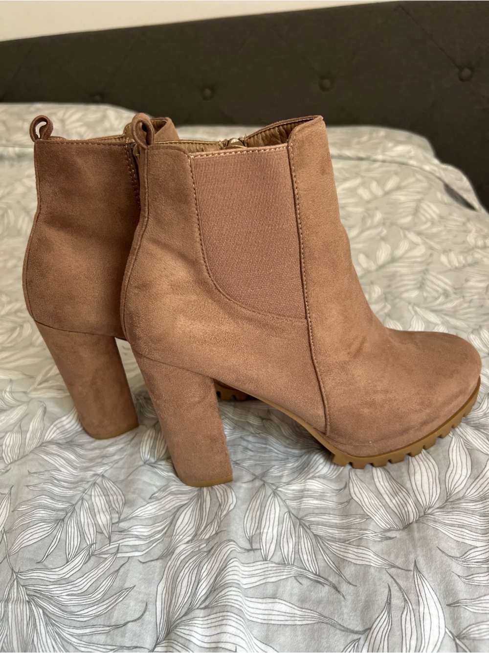 SHEIN Brown Suede Block Heel Ankle Boots